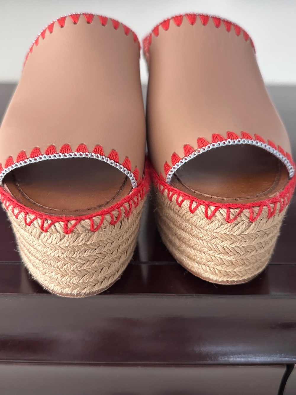 Valentino Sz 39 (9) beige Leather Slide Mules with Red detailed Stitching.